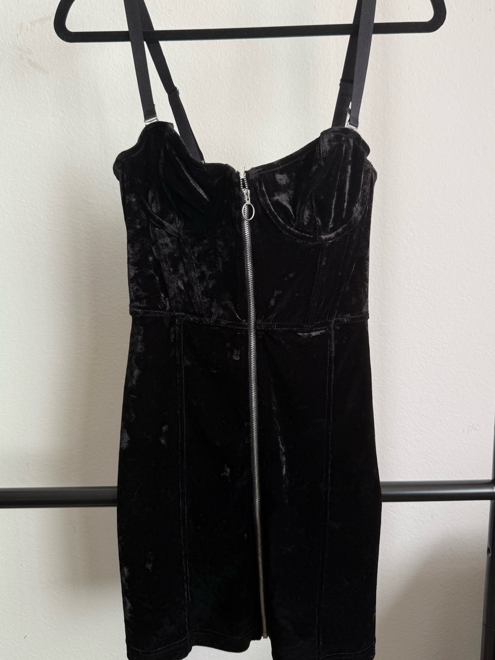 Urban Outfitters Bella Black Velvet Corset Bustier Mini Dress M